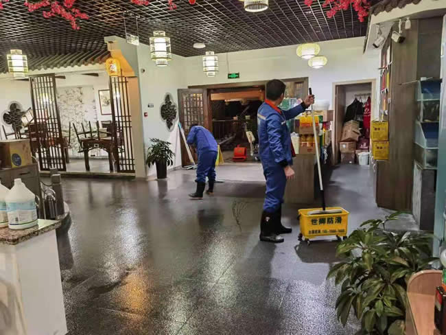 四川省绵阳市鲁班湖生态鱼餐厅地面防滑施工
