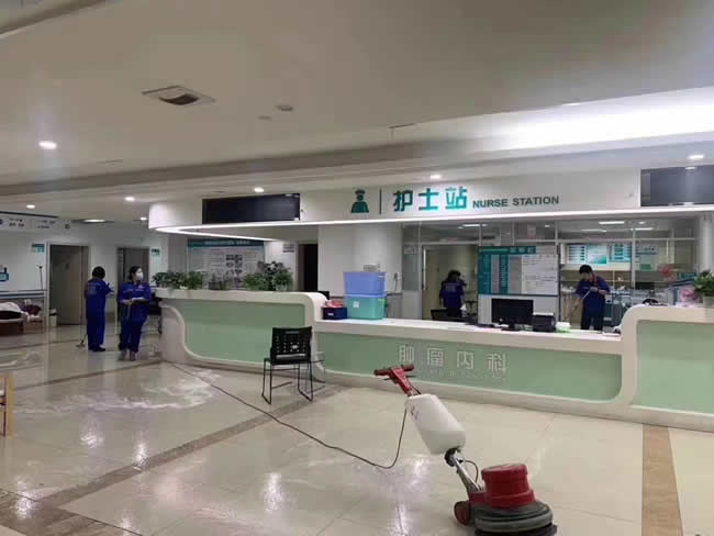 重庆市肿瘤医院内科医技楼15层楼面的地面防滑工程